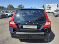 Usata Volvo V70 Momentum 163 CV (119 kW) 2011 Nero Station wagon