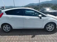 Usata Ford Fiesta Business Edition 75 CV (55 kW) 2017 Bianco Utilitaria