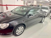 Usata VW Eos 140 CV (102 kW) 2008 Nero Cabrio