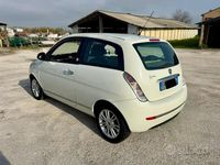 Usata Lancia Ypsilon 78 CV (57 kW) 2011 Bianco Utilitaria