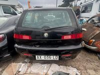 Usata Alfa Romeo 145 120 CV (88 kW) 1997 Nero Utilitaria