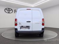 Usata Toyota Proace City City 131 CV (96 kW) 2022 Bianco Monovolume