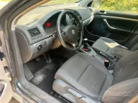Usata VW Golf VI 105 CV (77 kW) 2008 Utilitaria