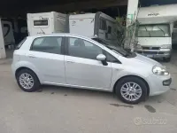 Usata Fiat Grande Punto 75 CV (55 kW) 2011 Grigio Utilitaria