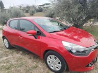 Usata Renault Clio IV 73 CV (53 kW) 2015 Rosso Berlina