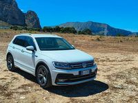 Usata VW Tiguan R-line 130 CV (95 kW) 2020 Bianco SUV