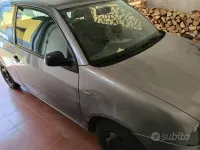 Usata Seat Arosa 50 CV (36 kW) 2002 Grigio Utilitaria