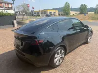 Usata Tesla Model Y RWD 125 kW (170 CV) 2024 Nero SUV