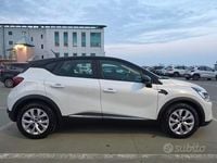 Usata Renault Captur Intens 101 CV (74 kW) 2020 Bianco SUV