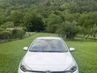 Usata Hyundai i20 Active 85 CV (62 kW) 2016 Bianco Utilitaria