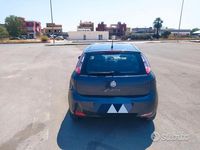 Usata Fiat Punto 90 CV (66 kW) 2012 Grigio Utilitaria