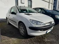 Usata Peugeot 206 68 CV (50 kW) 2008 Bianco Furgone