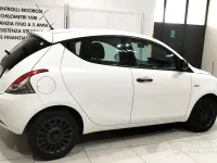 Usata Lancia Ypsilon 69 CV (50 kW) 2017 Bianco Utilitaria