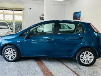 Usata Fiat Punto Lounge 77 CV (56 kW) 2012 Blu Utilitaria