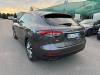 Begagnad Maserati Levante GranLusso 275 HK (202 kW) 2021 Grå SUV