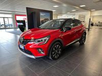 Usata Renault Captur Techno 145 CV (106 kW) 2023 Rosso SUV