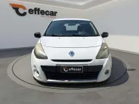 Usata Renault Clio II Dynamique 75 CV (55 kW) 2011 Bianco Berlina