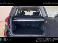 Usata Toyota RAV4 Sol 136 CV (100 kW) 2007 Grigio SUV