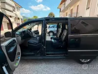 Usata Lancia Voyager 163 CV (119 kW) 2011 Nero Monovolume