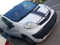 Usata Opel Vivaro 114 CV (83 kW) 2012 Bianco Monovolume