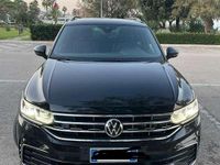Usata VW Tiguan R-line 150 CV (110 kW) 2023 Nero SUV