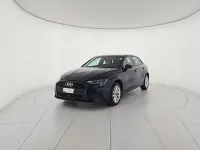 Usata Audi A3 Business 116 CV (85 kW) 2024 Blu navarra metallizzato Berlina