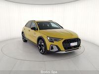 Usata Audi A3 Comfort 150 CV (110 kW) 2024 Giallo pitone metallizzato Berlina