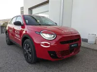 Usata Fiat 600E Red 61 kW (84 CV) 2023 Rosso pastello SUV