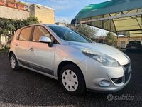 Usata Renault Scénic III Dynamique 110 CV (80 kW) 2010 Grigio Monovolume