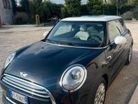 Usata Mini Cooper D 116 CV (85 kW) 2016 Nero Utilitaria