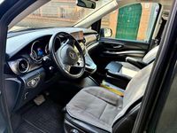 Usata Mercedes V300 Premium 237 CV (174 kW) 2022 Nero Monovolume