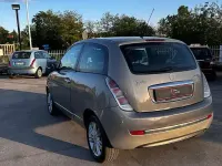 Usata Lancia Ypsilon 75 CV (55 kW) 2007 Grigio Utilitaria