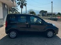 Usata Fiat Qubo Trekking 75 CV (55 kW) 2014 Nero Monovolume