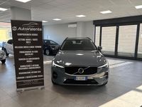 Usado Volvo XC60 197 HP (144 kW) 2021 Cinzento SUV
