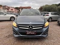 Usata Mercedes B200 Premium 163 CV (119 kW) 2015 Blu Monovolume