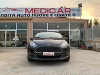 Usata Ford Fiesta Titanium 75 CV (55 kW) 2017 Grigio Utilitaria