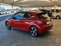 Usata Peugeot 208 GTi 200 CV (147 kW) 2015 Rosso Utilitaria