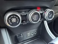 Usata Renault Captur Techno 145 CV (106 kW) 2022 Grigio scuro SUV