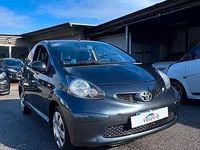 Usata Toyota Aygo 67 CV (49 kW) 2006 Grigio Utilitaria