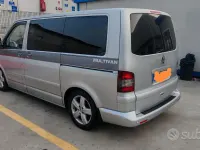 Usata VW Multivan 174 CV (127 kW) 2007 Grigio Monovolume
