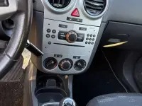 Usata Opel Corsa Enjoy 80 CV (58 kW) 2012 Utilitaria