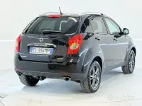Begagnad SsangYong Korando 175 HK (128 kW) 2012 Svart SUV