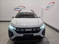Usata Dacia Jogger Expression 101 CV (74 kW) 2023 Bianco Monovolume