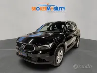 Usata Volvo XC40 Core 129 CV (94 kW) 2023 Onyx black SUV