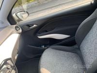Usata Opel Adam 70 CV (51 kW) 2017 Nero Utilitaria
