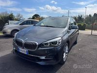 Usata BMW 218 Luxury Line 149 CV (109 kW) 2019 Grigio Station wagon