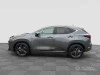 Nuova Lexus NX450h+ 147 CV (108 kW) 2026 Grigio SUV