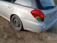 Usata Subaru Legacy 2005 Grigio Station wagon