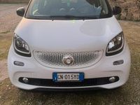 Begagnad Smart ForFour 90 HK (66 kW) 2016 Vit Halvkombi