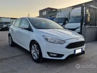 Usata Ford Focus 95 CV (69 kW) 2017 Bianco pastello Berlina